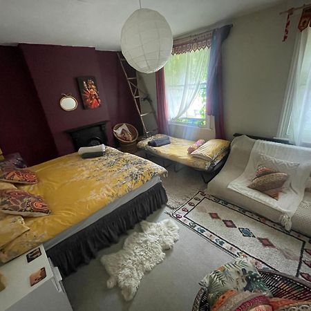 Homestay In The Heart Of Avalon Glastonbury Dış mekan fotoğraf