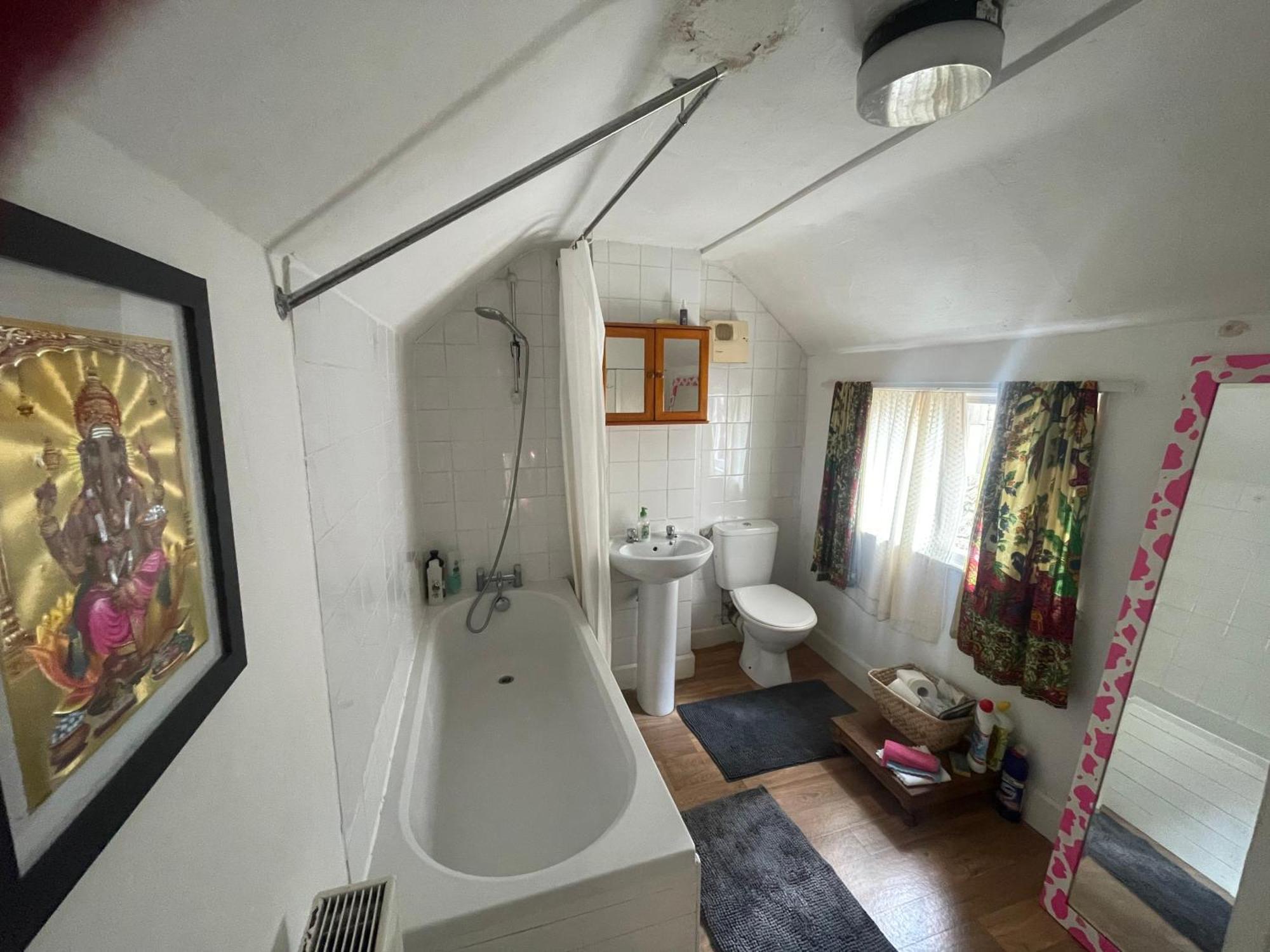Homestay In The Heart Of Avalon Glastonbury Dış mekan fotoğraf