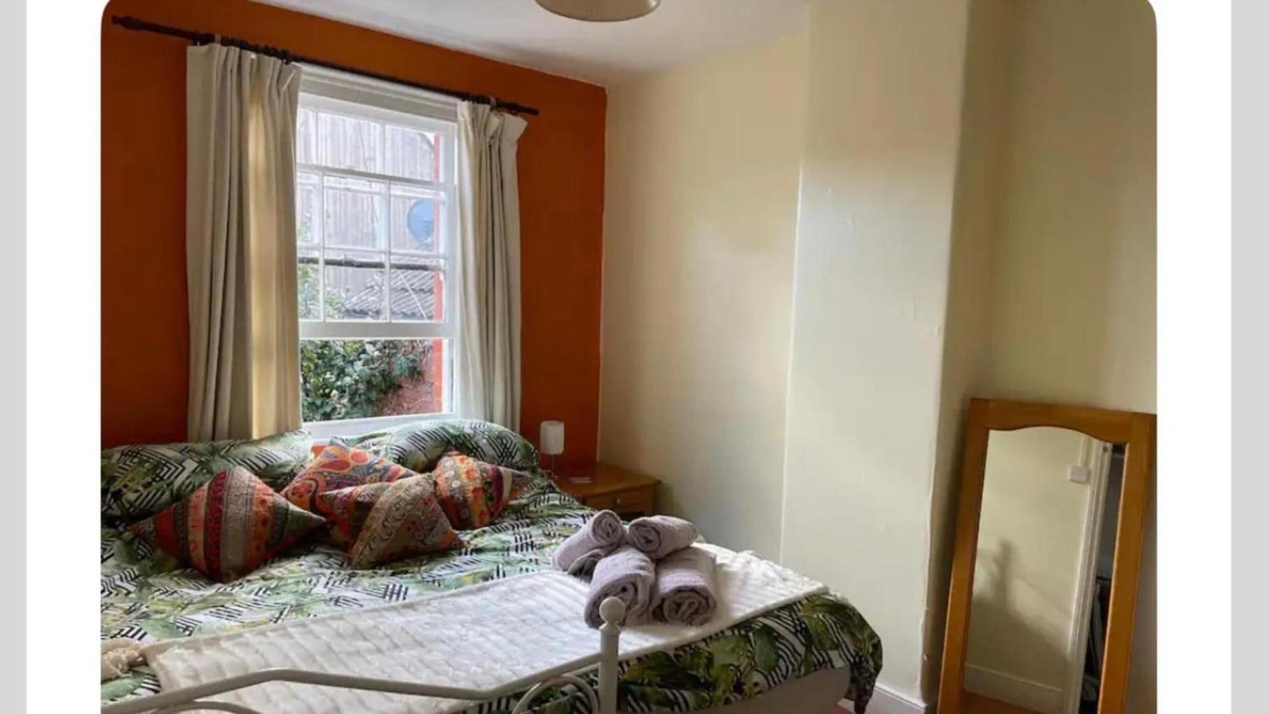 Homestay In The Heart Of Avalon Glastonbury Dış mekan fotoğraf